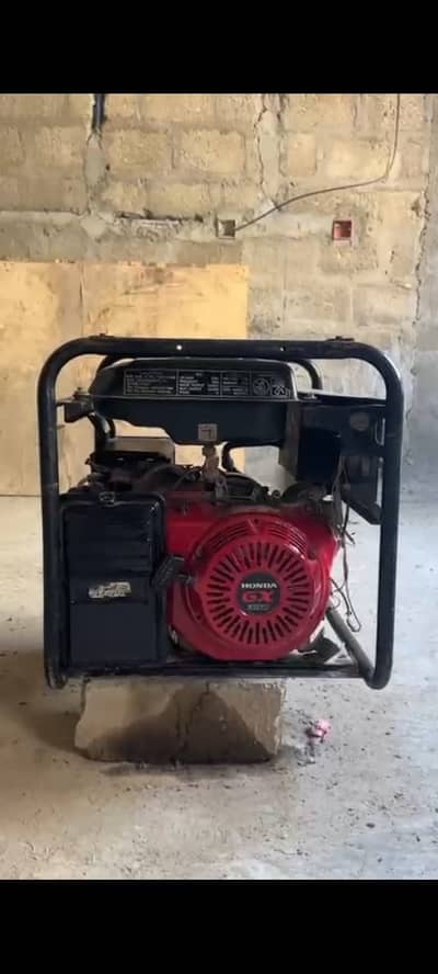 This is a  gasoline generator powered by a Honda engine