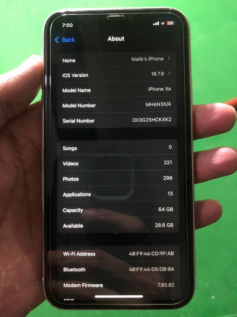 iPhone xr 4