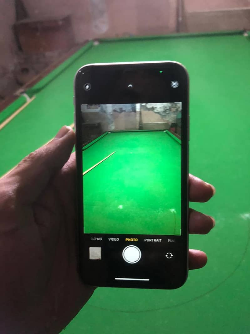 iPhone xr 6