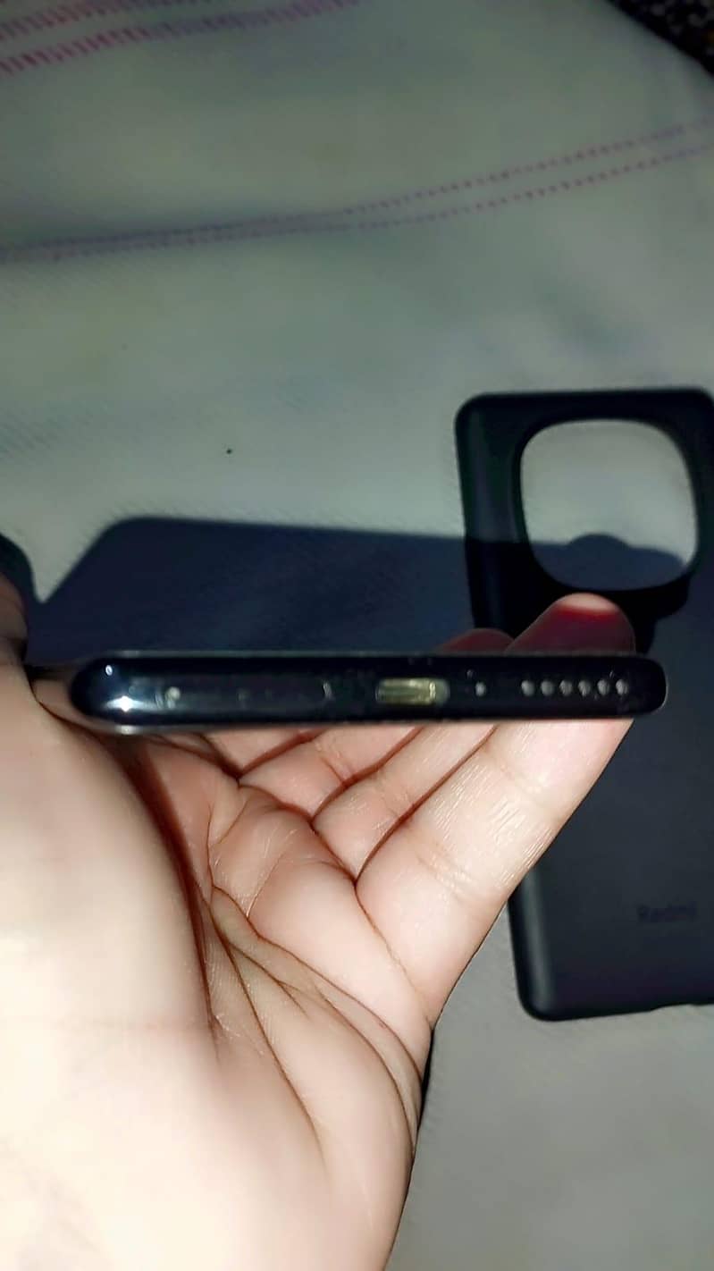 Redmi Note 14 pro 4