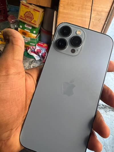 iphone 13 pro max just like brand new 100 battery health condition 10