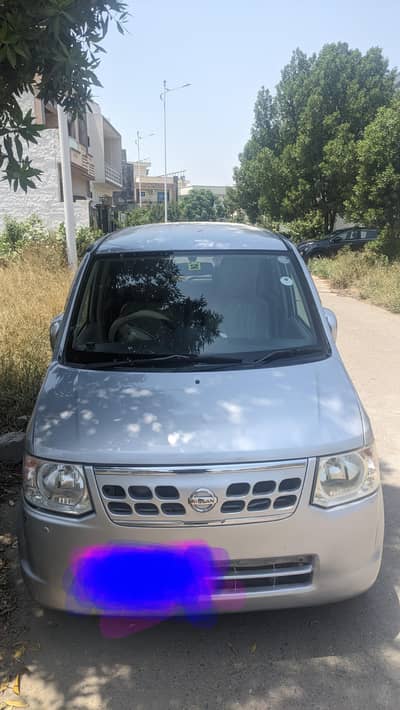 Nissan Otti 650cc Automatic