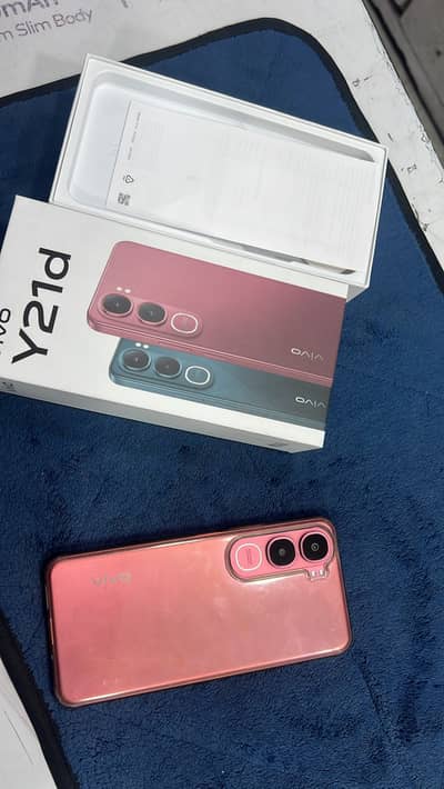 Vivo Y21d 4+4/128 Just opened box slightly used just like new