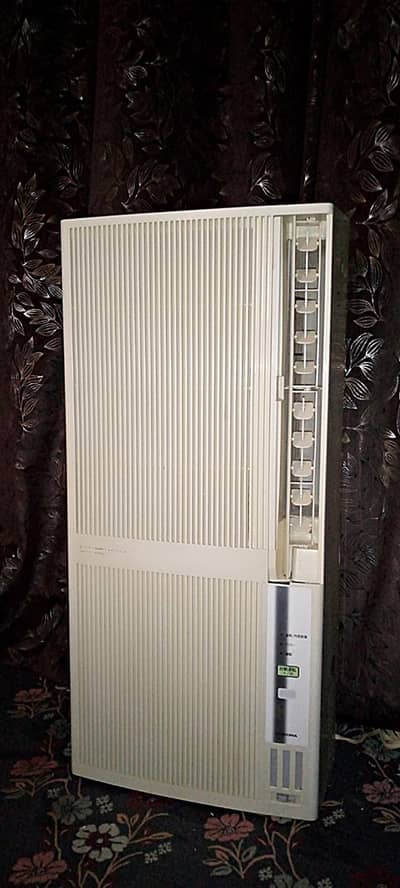 Corona 110v inverter Ac in mint condition (double cooling coil)