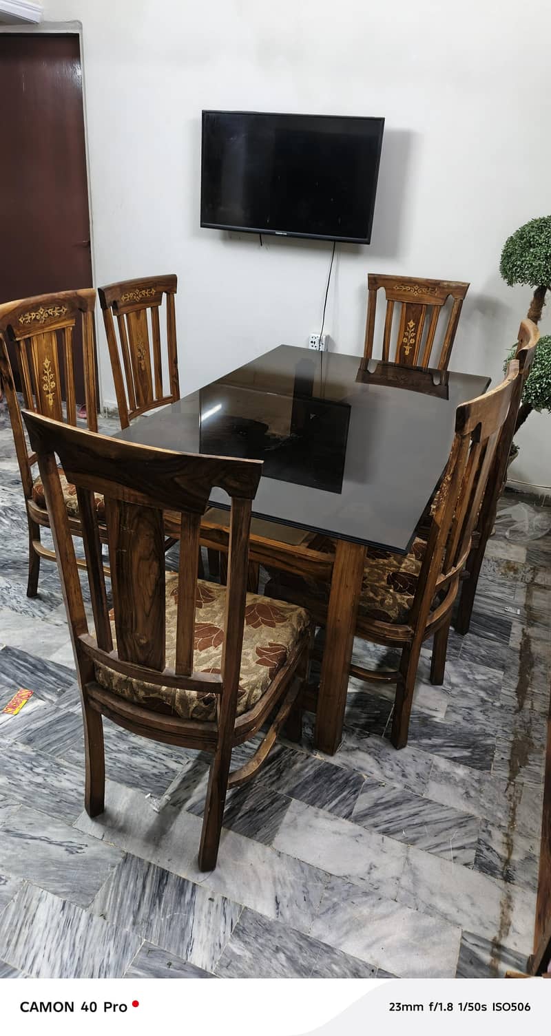 6 seater dining table 3