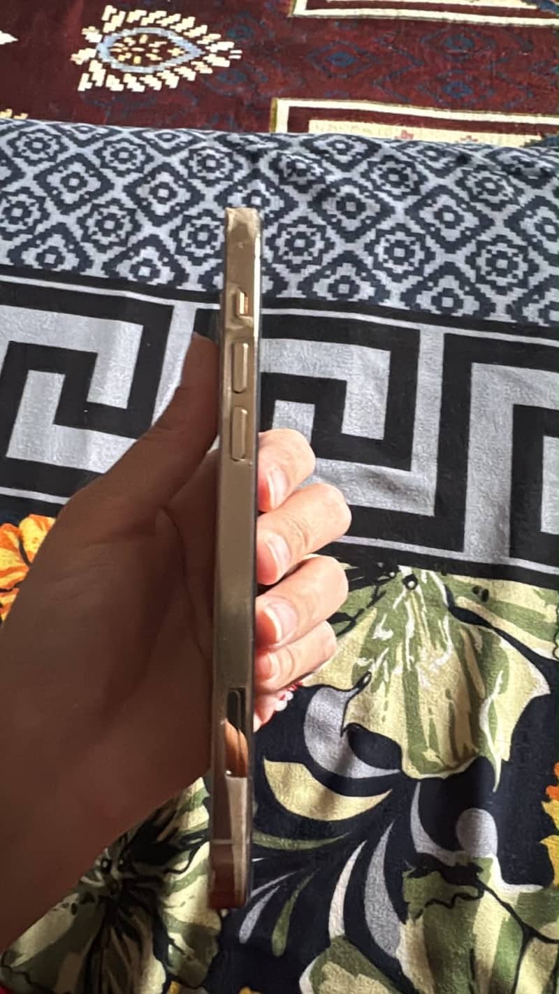 Iphone 12 pro 3