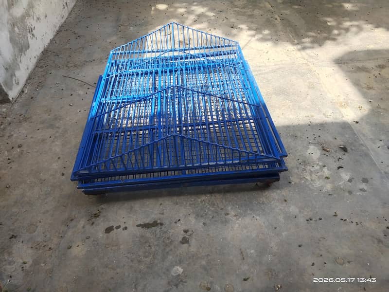 A Large Cage 4