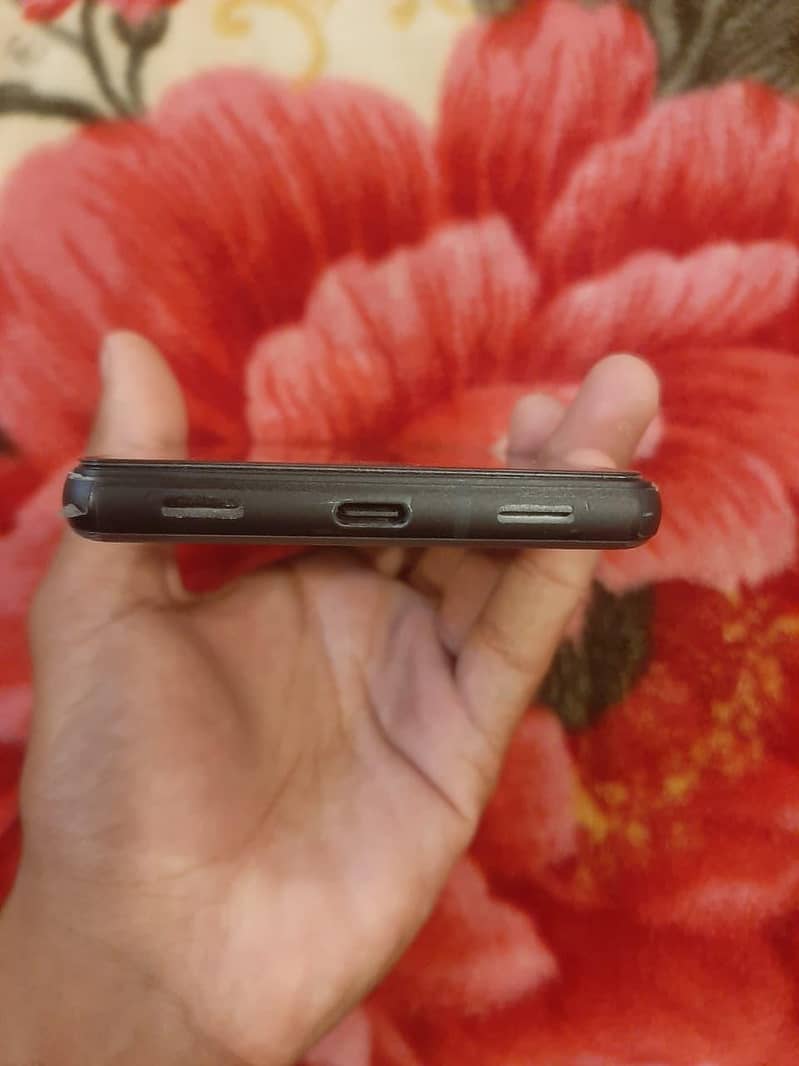 Google pixel 6a 3
