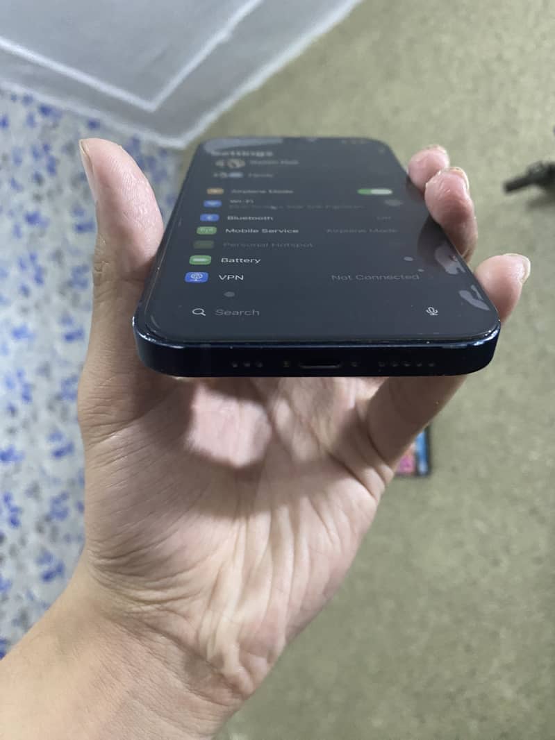 iPhone 12 3