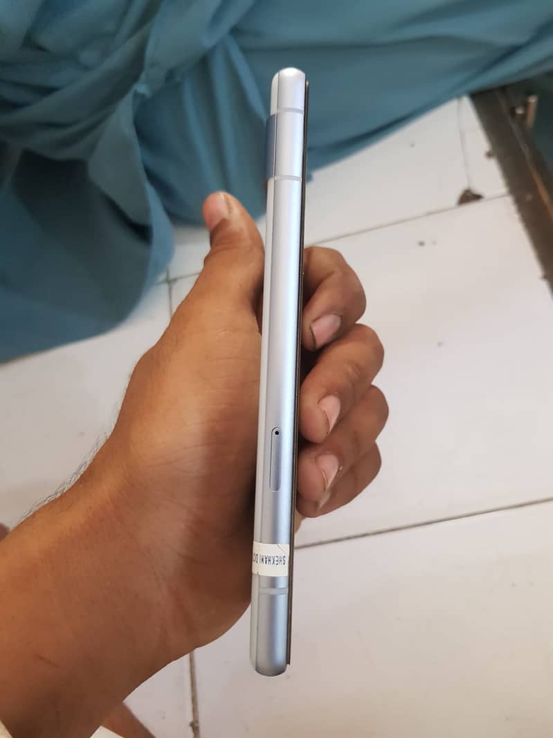 Google Pixel 7a 2