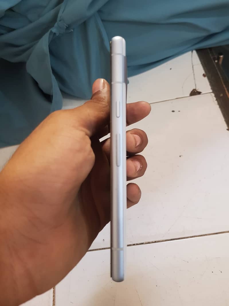 Google Pixel 7a 4