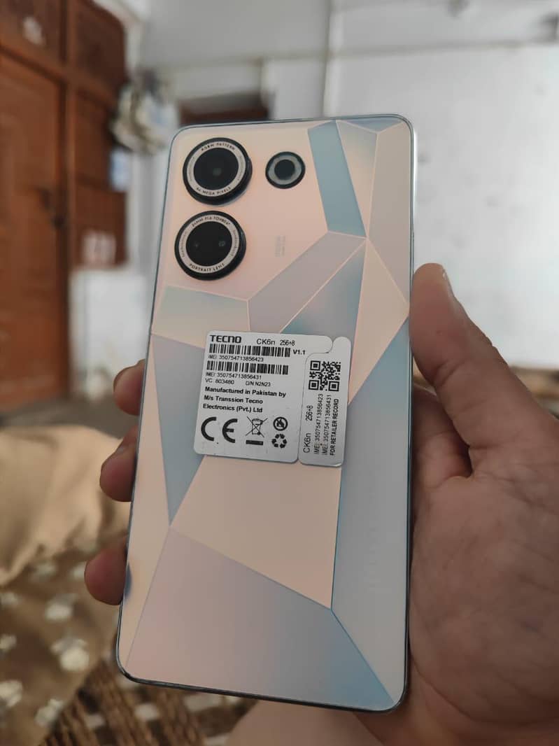 Tecno Camon 20pro 1