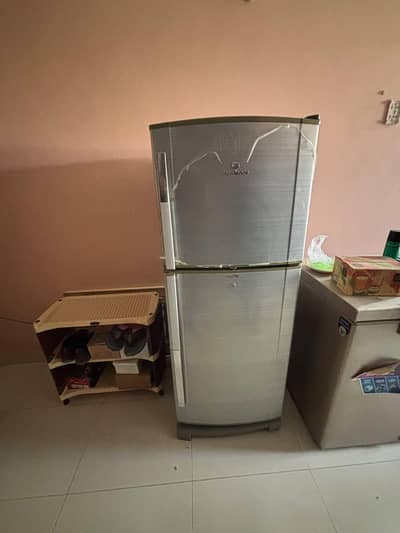 DAWLANCE FRIDGE (LVS)
