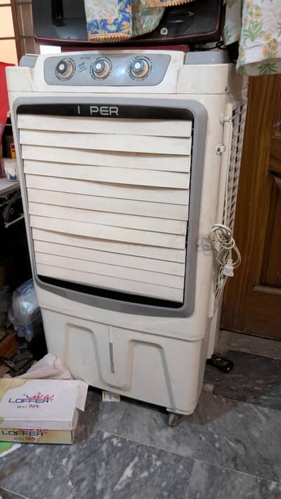 ELECTRIC COOLER A ONE CONDITION USED