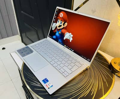 Dell Slim 11th Gen C-i5 Narrow Border LED IPS HD Light Wait Laptop