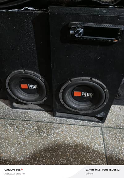2 Jbl 10" woofer 2 speakers 1 4 channel car amplifier 1 power supply