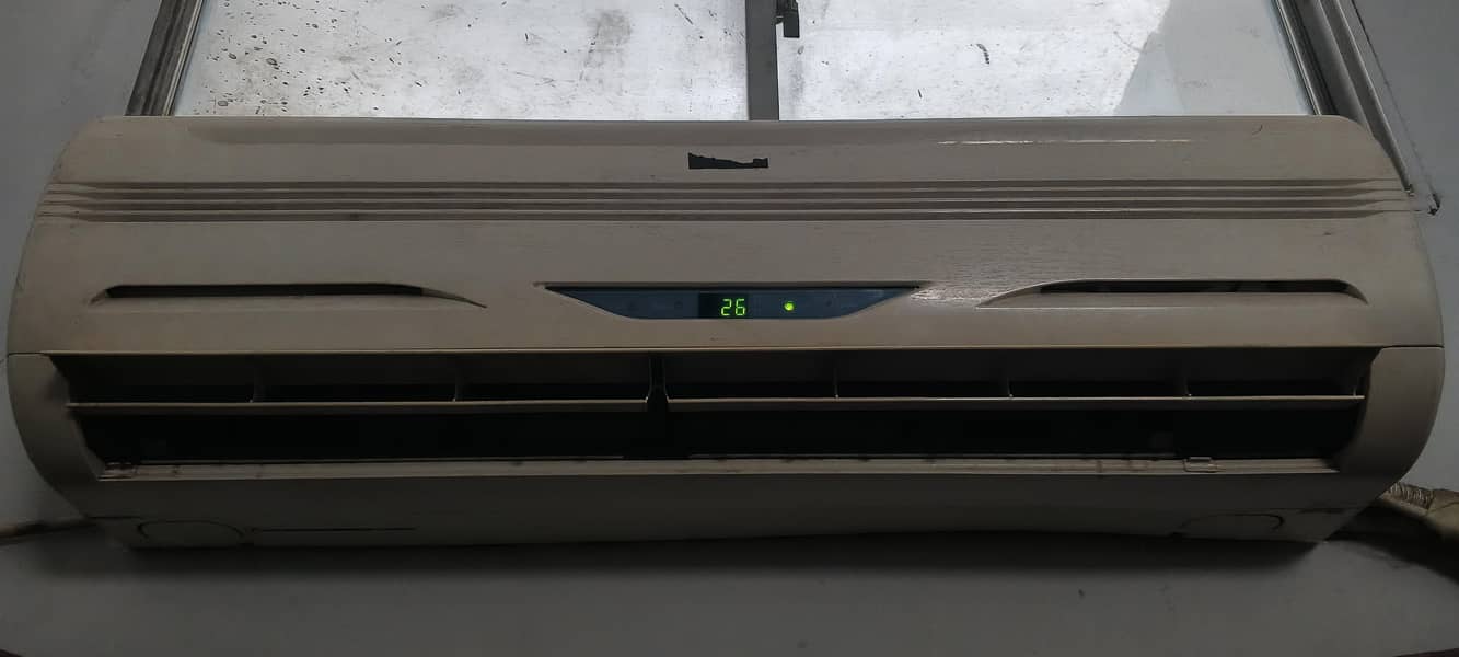 selling working split ac 2