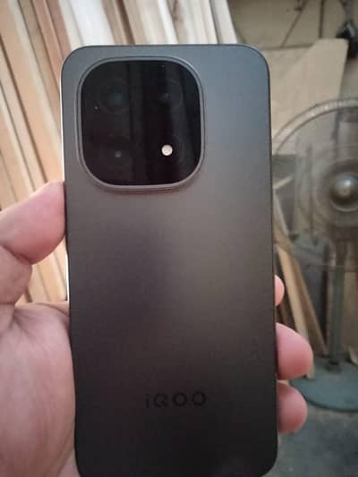 iqoo 15 12gb 256gb