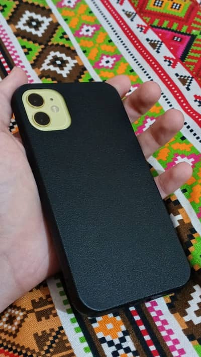 Iphone 11 Uregnt sell 128GB 20k final fix price