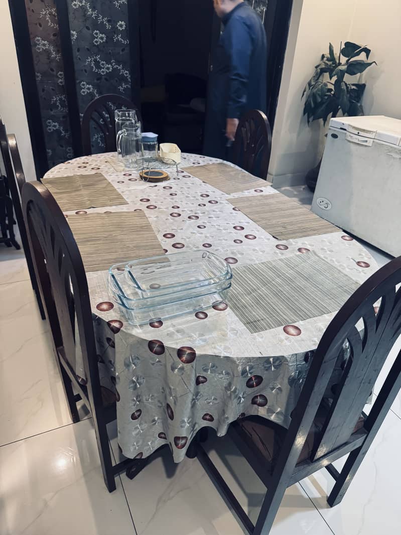 Dinning table 6