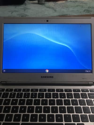 Samsung chromebook for urgent sale if anyone is interested contact me.