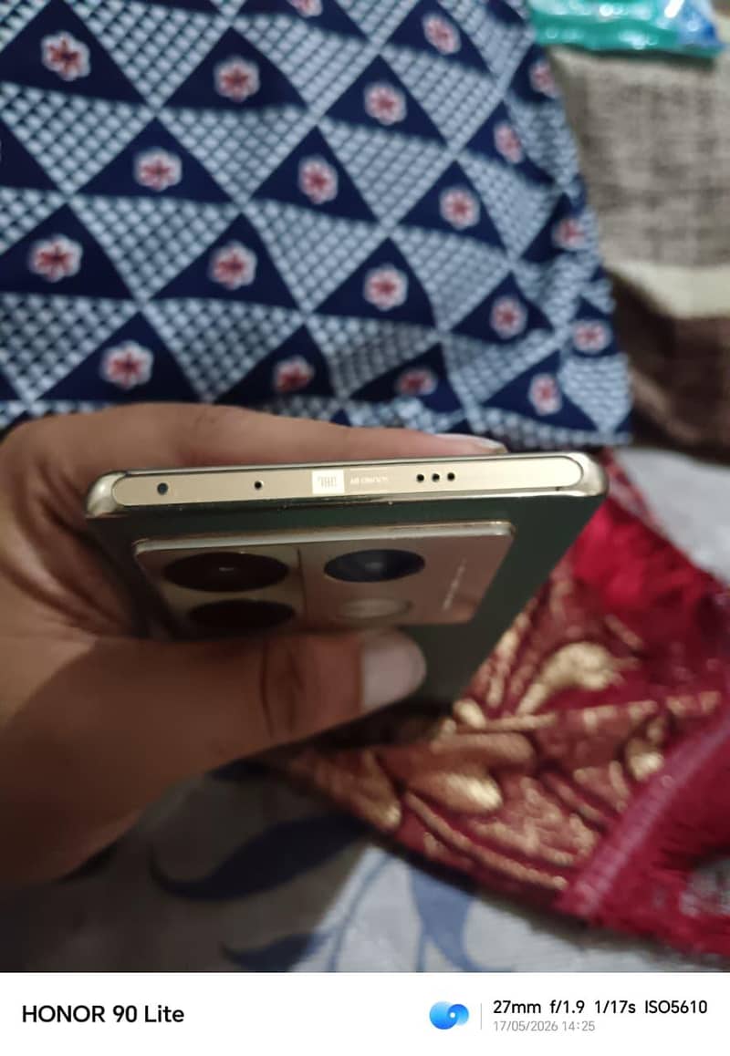 Infinix Note 40 Pro 8