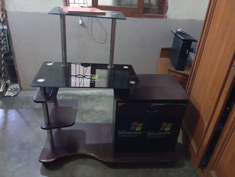 Computer Table 0