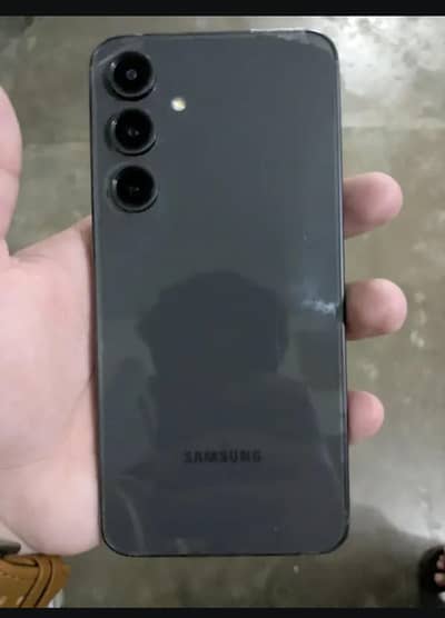 SAMSUNG S24FE (8/256) Official Approved 100/100 Condition "Only phone"