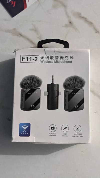 F11-2 Mic best quality new condition ek hafta use hua hua hai