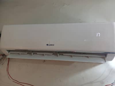 Gree AC 1.5 ton mint condition Koi fault Nahin hai original condition