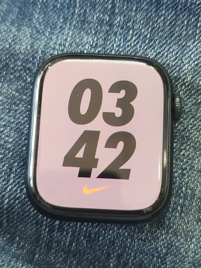 Apple watch Series 7 Nike edition