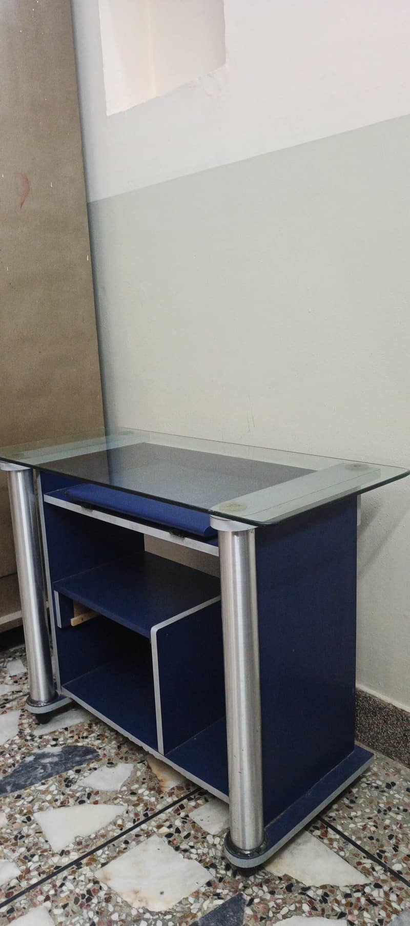 computer table 1