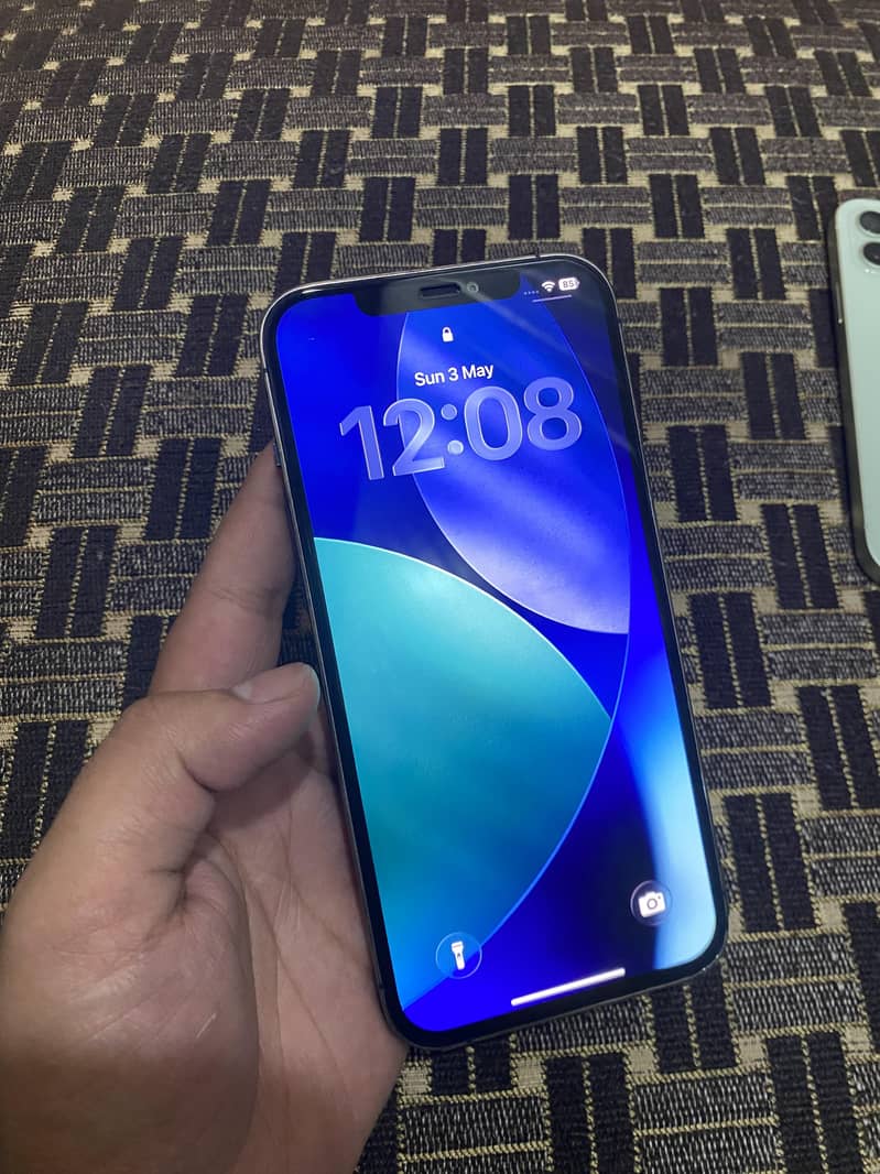iPhone 12 Pro max 1