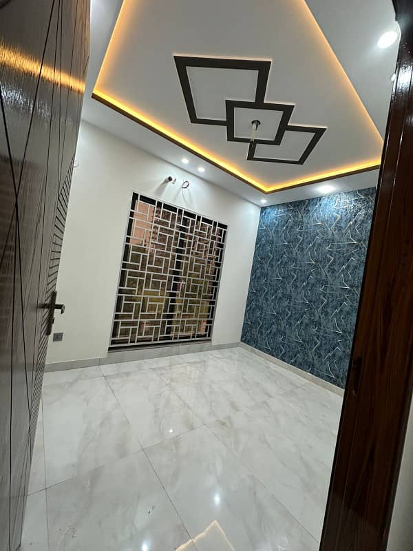 1 Bed Attach bath 3