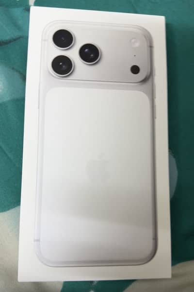 iPhone 17 pro max 256gb UK version boxed sealed