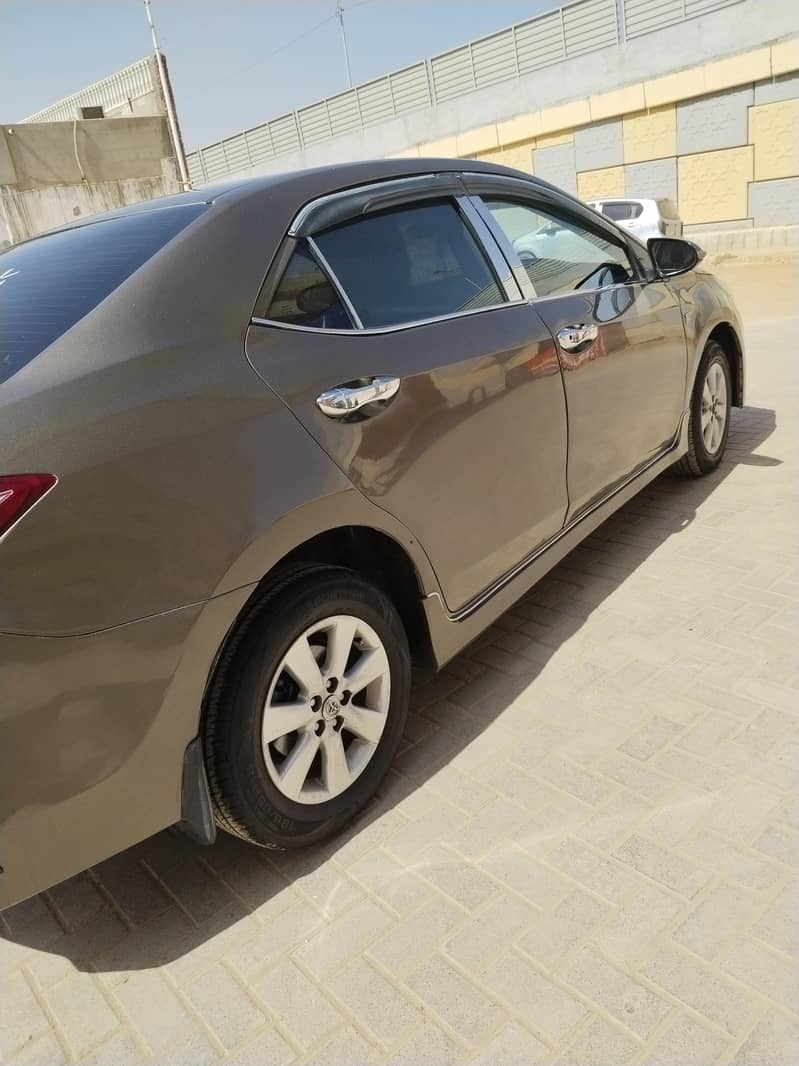 Altis Corolla 1