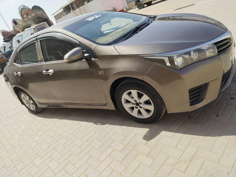 Altis Corolla 4