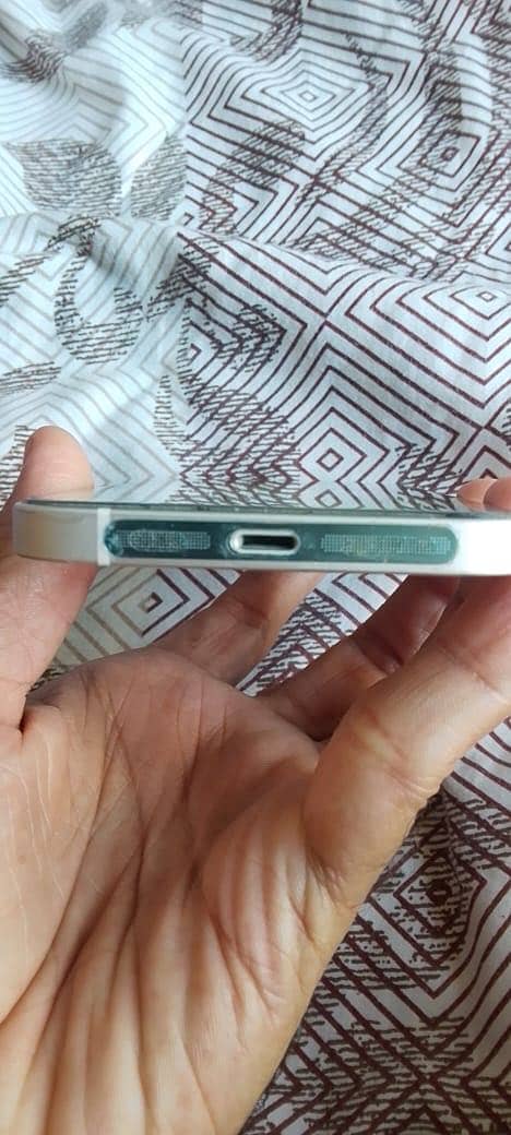 IPhone 12 3