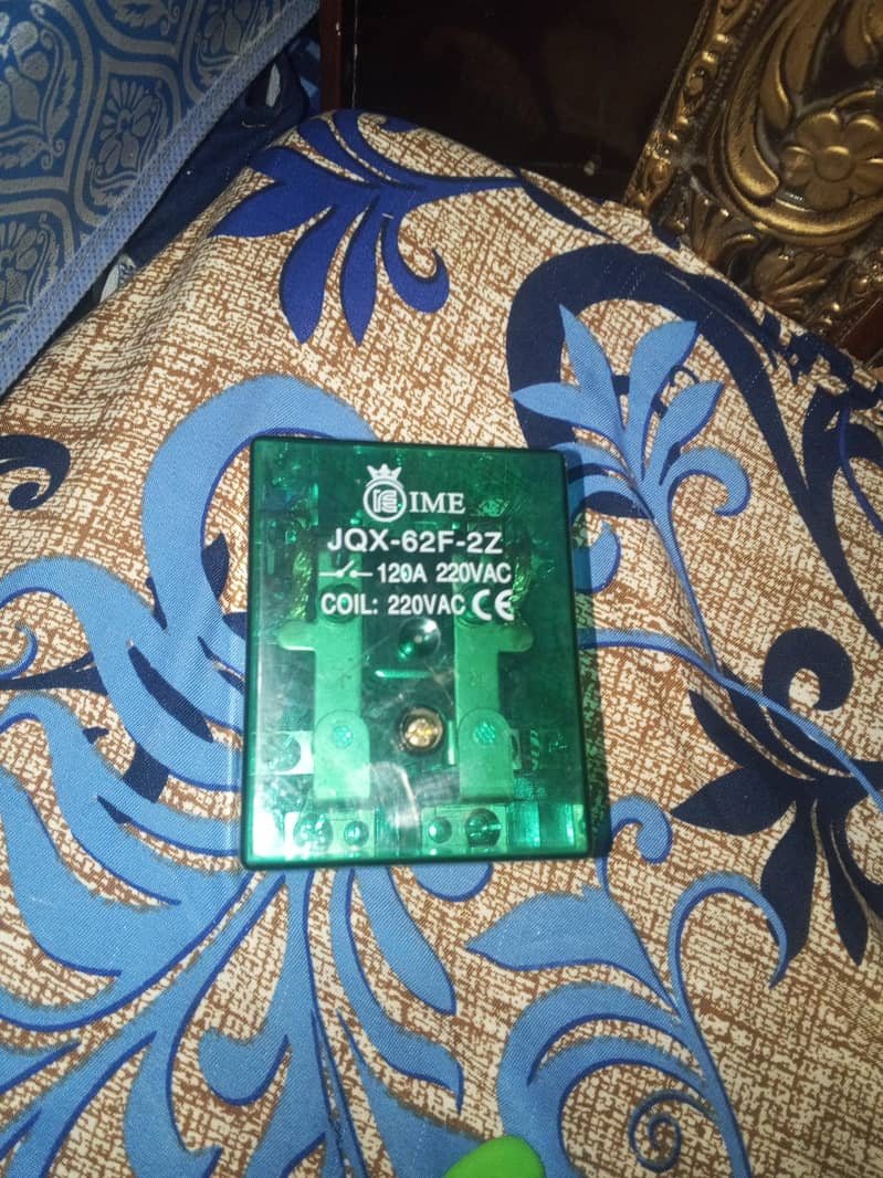 Auto switch Relay 0