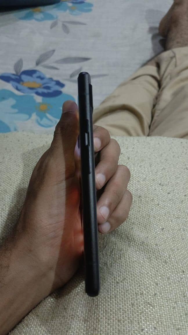 google pixel 6a 5