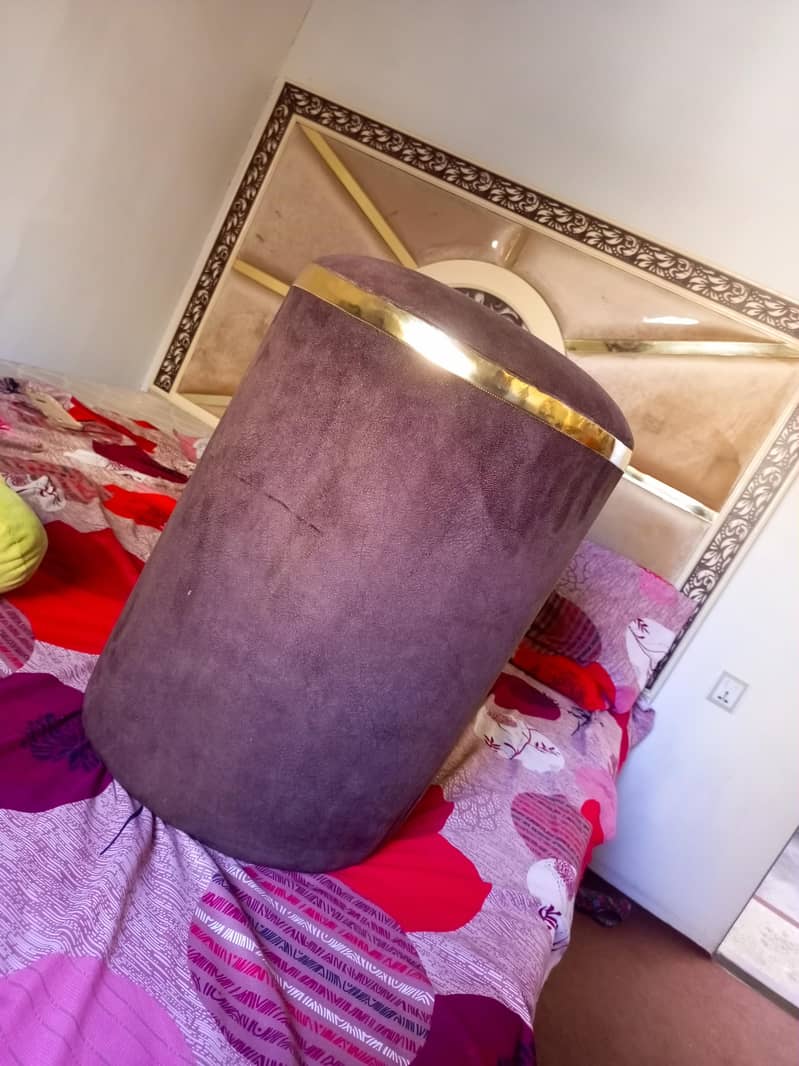 Dressing Stool 1
