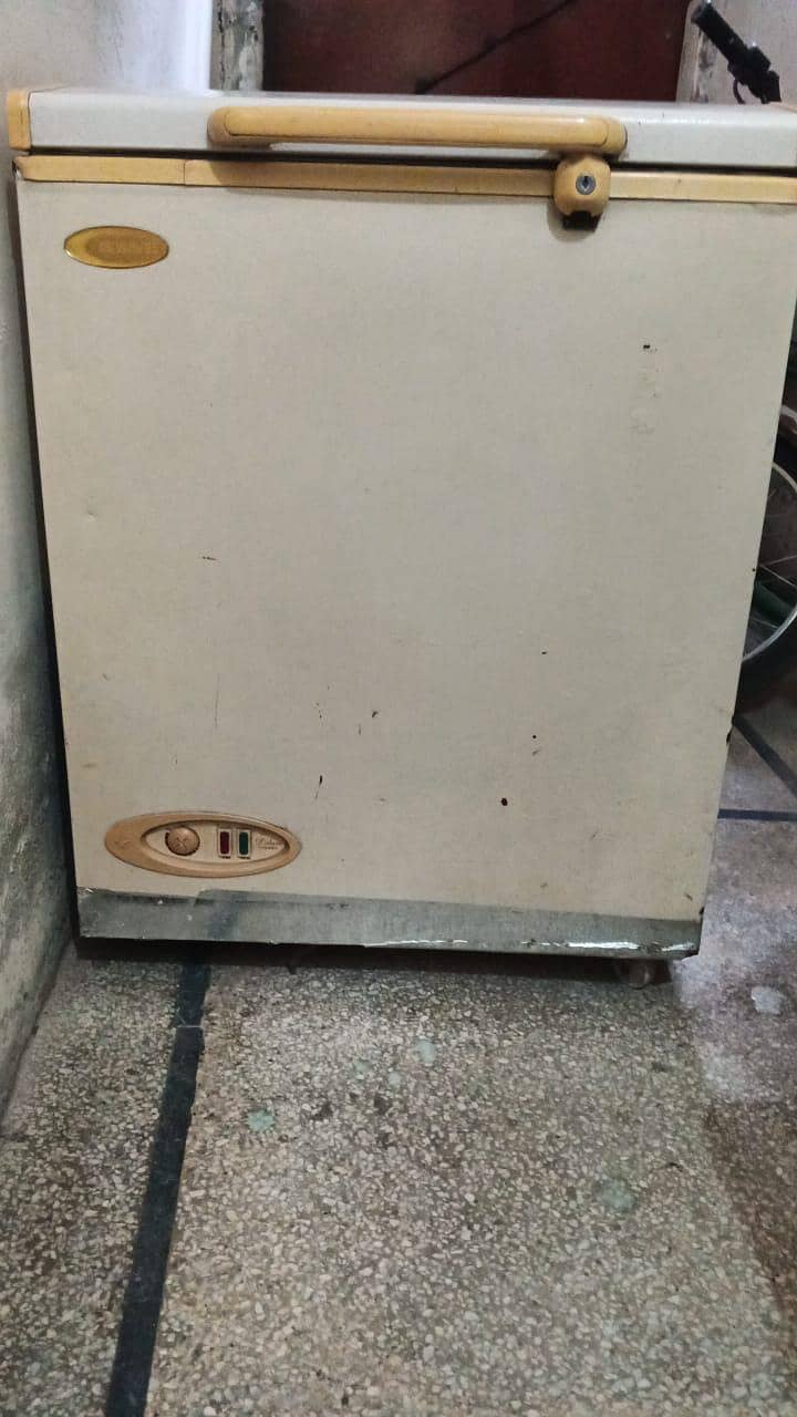 DEEP FREEZER 3