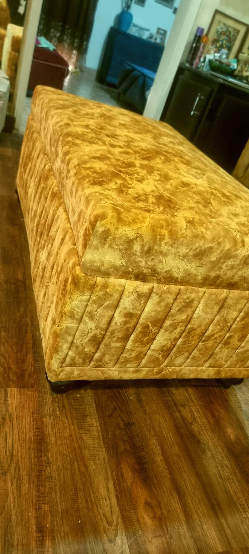 Sethi sofa 2
