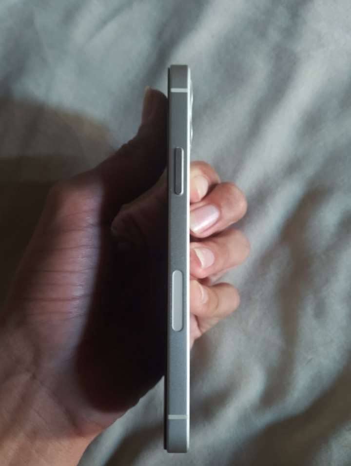 iphone 12 3