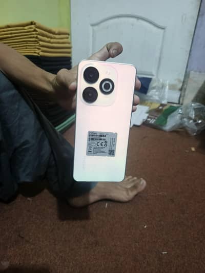 infinix smart 8 4+4/64