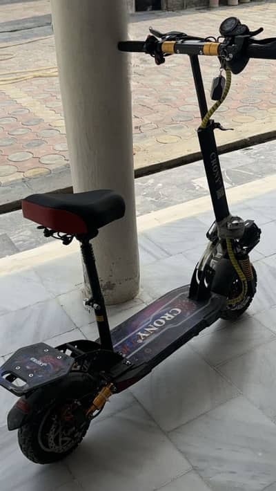 Electric scooty