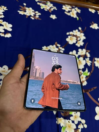 Samsung Z fold 5