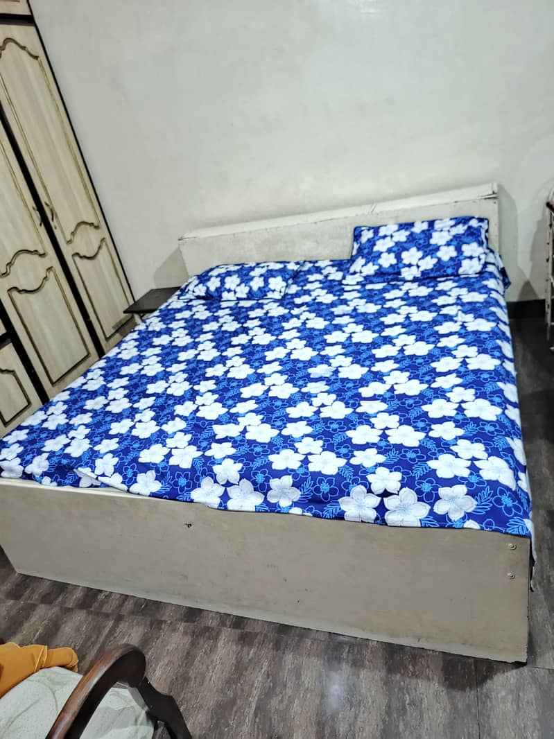 bed frame king size 0
