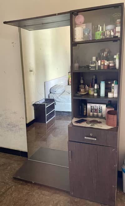 Multi Purpose Dressing Table with Mirror & Storage Cabinet