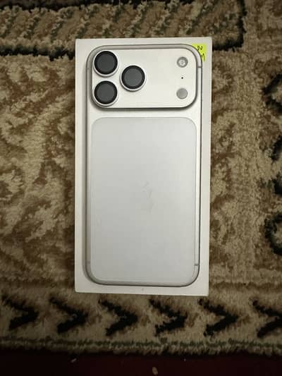 17 pro max JV 256 GB